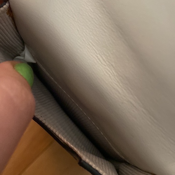 Radley London cell phone cross body - Picture 5 of 6